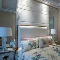 現代簡約裝修風格客廳配什么樣的窗簾
