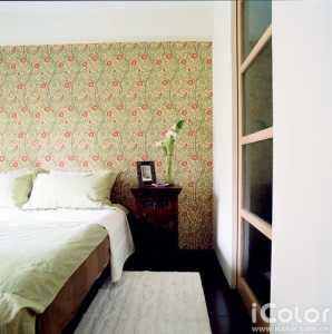 欧式现代别墅温馨光亮卧室装修效果图