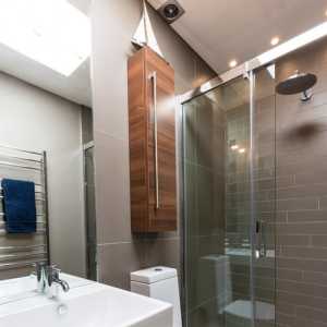 卫生间浴缸简约欧式二居装修效果图