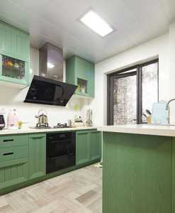 现代别墅白色橱柜厨房装修效果图