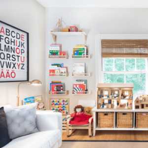 现代儿童房原木色墙面装修效果图