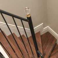 實木樓梯樓梯樓梯扶手美式裝修效果圖