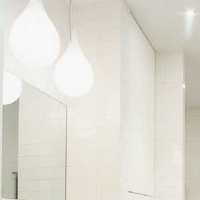 卫生间现代化妆镜浴缸装修效果图
