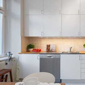 现代白色墙面别墅厨房装修效果图