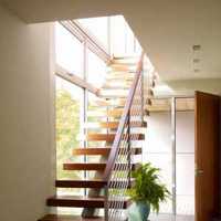 壁燈實木樓梯現代樓梯扶手裝修效果圖