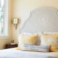 欧式别墅温馨简洁卧室装修效果图